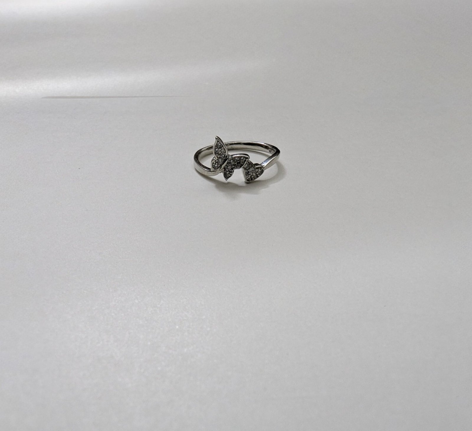 PXL_20251110_172540990.RAW-01.COVER~2 TARAKANCHAN Butterflies Captured Silver Ring – 92.5 Sterling Silver, 1.360g - Image 3