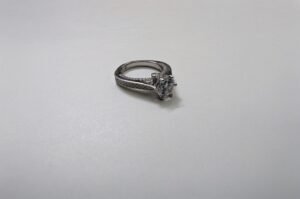 TARAKANCHAN Zircon Diamonds Silver Ring – 92.5 Sterling Silver, 4.350g